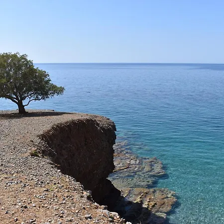 Tiny House Lyrides By The Cretan Sea * Agios Antonios (Crete)